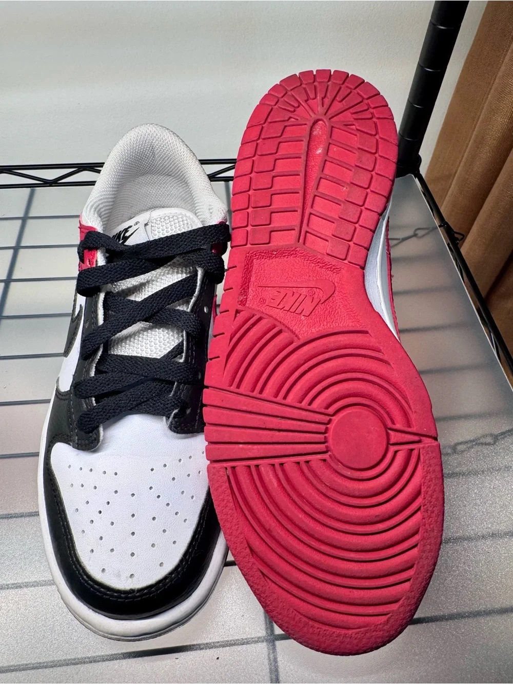 Nike classic low